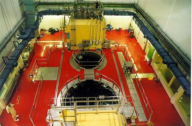 ETRR 2 reactor hall